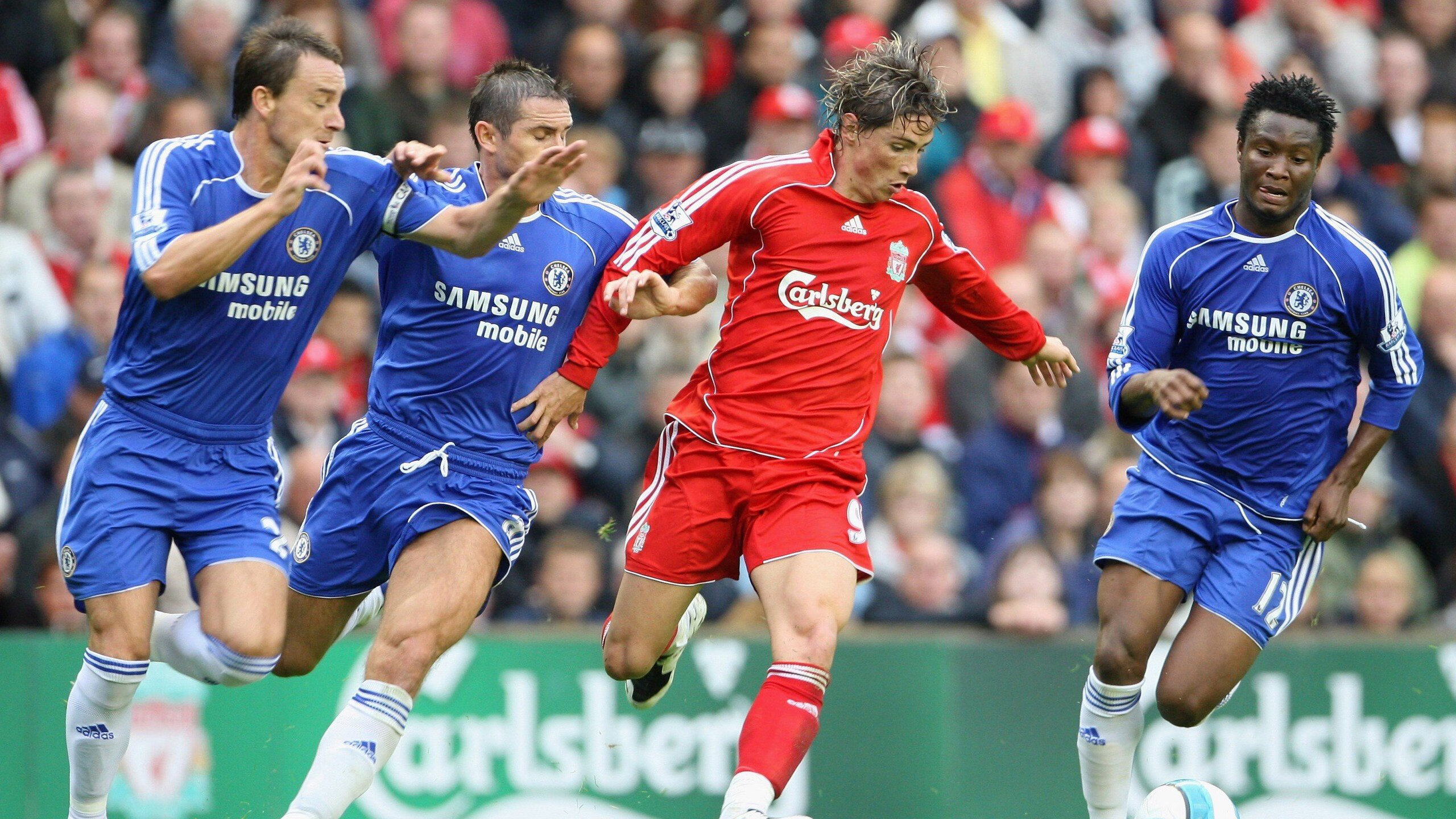 “法甲争冠形势渐明，豪门争锋不断”，法甲竞争激烈